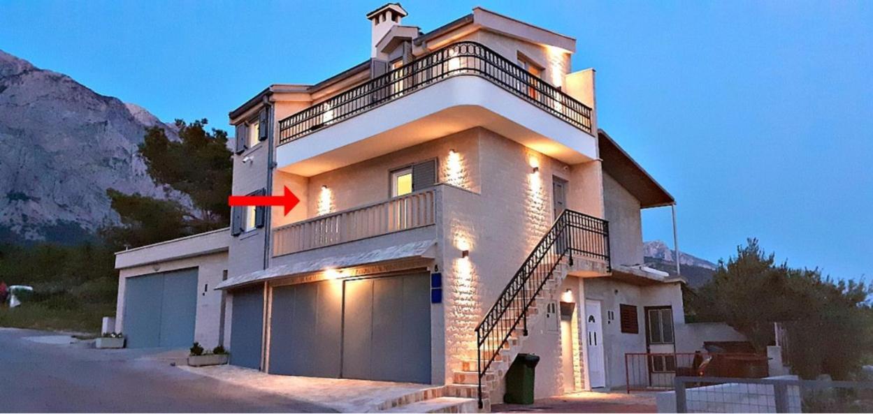 شقة Stone House Bonaca Baška Voda الغرفة الصورة